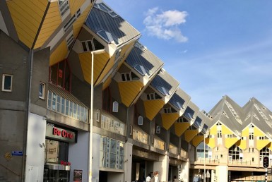 Casas cubo - ArquiTravel - Piet Blom - Rotterdam - Holanda - Países Bajos - Arquitectura Deconstructivista