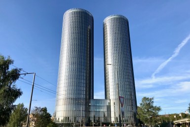 Z Towers - ArquiTravel - Helmut Jahn - Riga - Letonia - Arquitectura Contemporánea