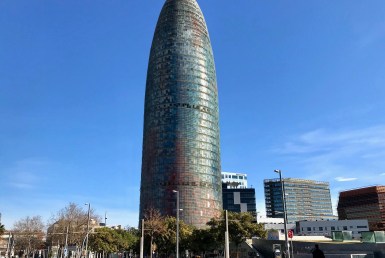 Torre Agbar - ArquiTravel - Jean Nouvel - Barcelona - España - Arquitectura High-Tech