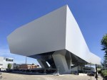 Museo Porsche - ArquiTravel - Delugan Meissl Associated Architects - Stuttgart - Alemania - Arquitectura deconstructivista
